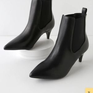 Lulu's Kitten Black Kitten Heel Bootie Size 8.5